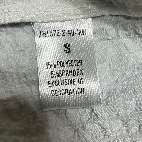 NWT THML Floral Embroidered White Button Down Boho Peasant Crinkle Shirt Small - Picture 12 of 13